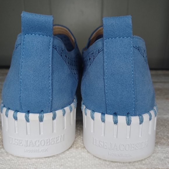 Ilse Jacobsen Blue Patterned Slip-On Sneakers - Picture 4 of 9